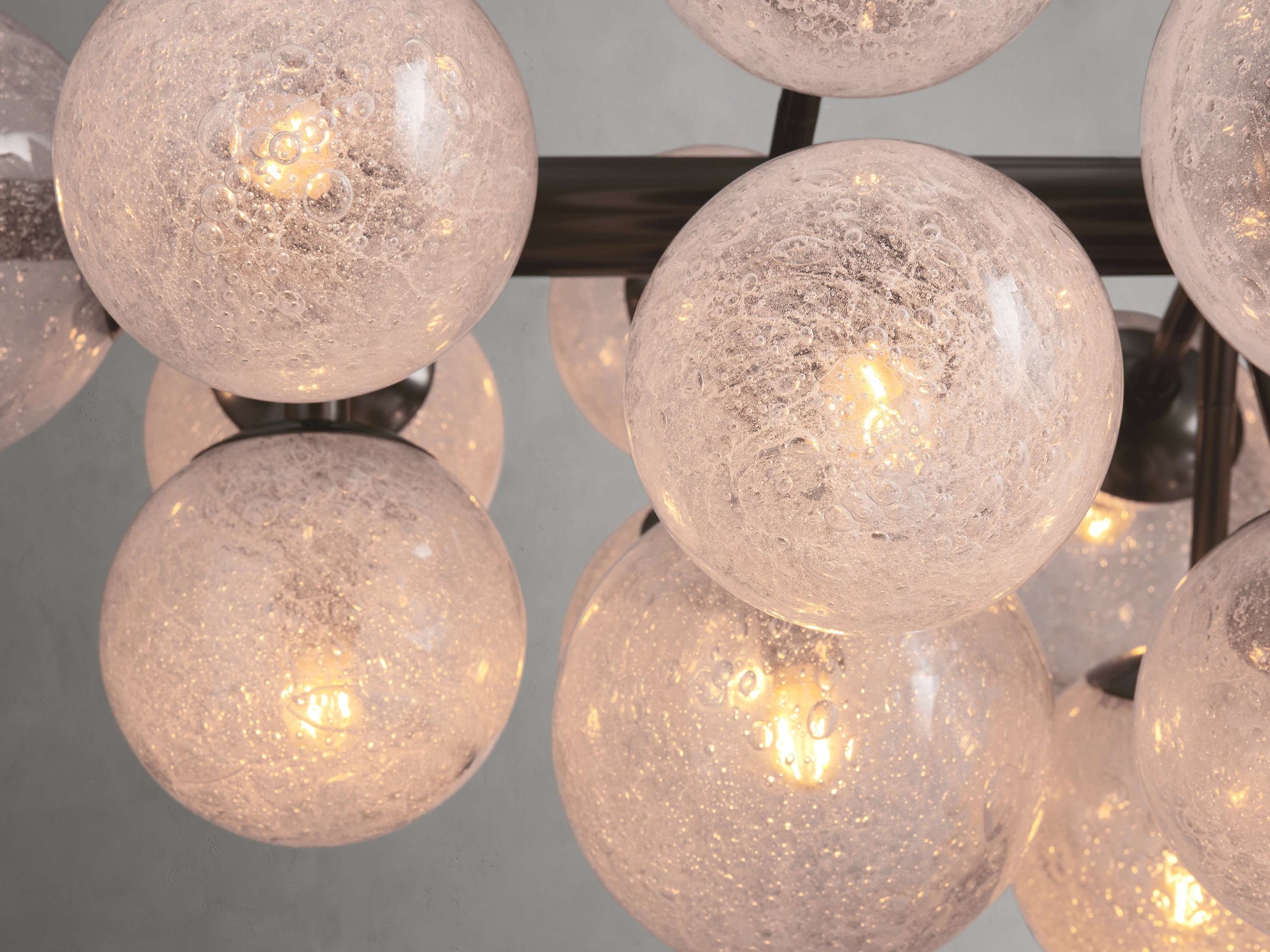 Mandoza Linear Chandelier - Yovalighting