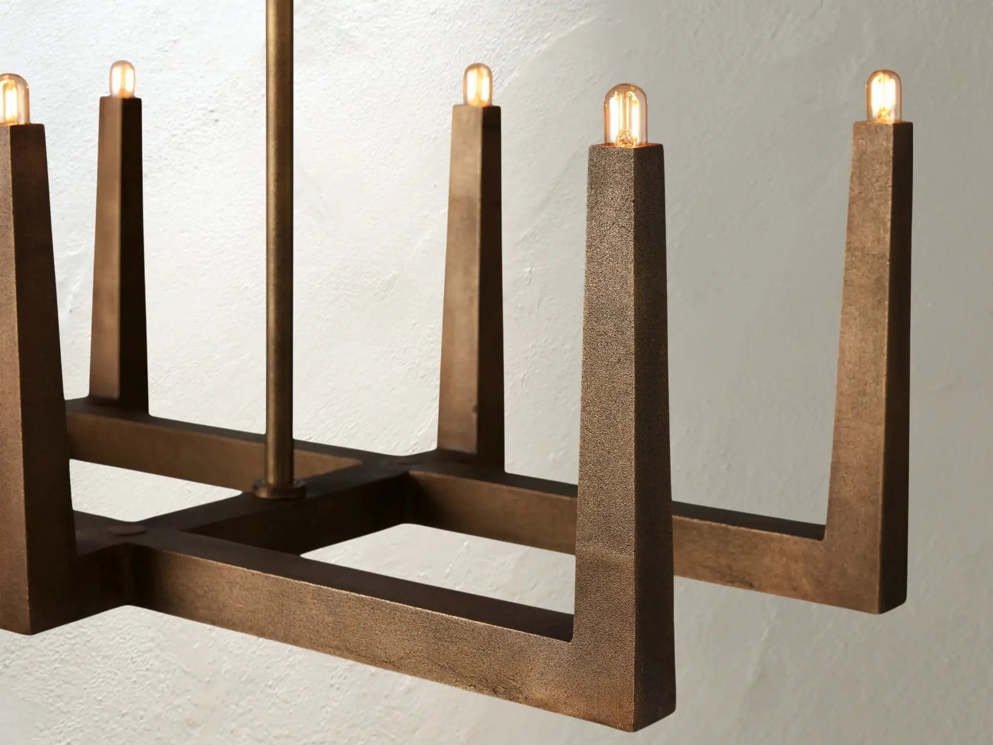 Voorn Linear Chandelier ARDENEL