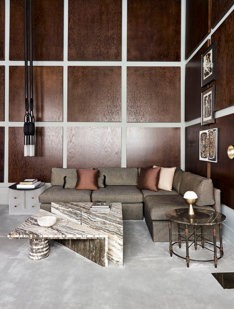 https://cdn.shopify.com/s/files/1/0778/2046/1351/files/HorsehairPendantLight_3.jpg?v=1748938779